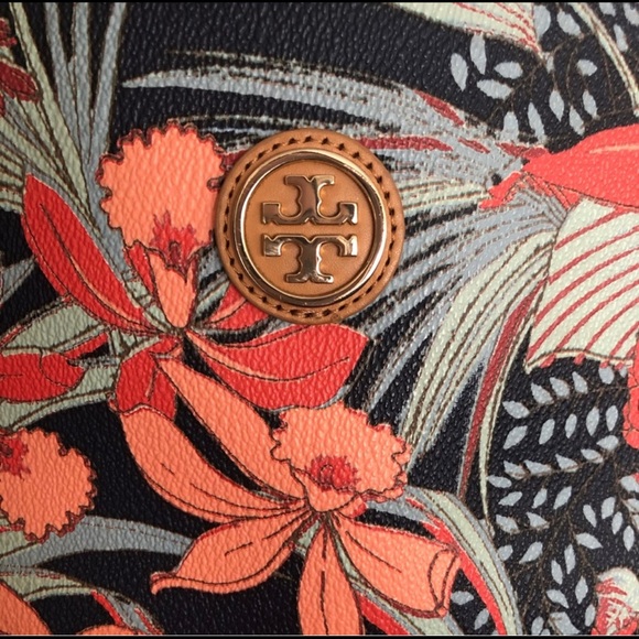 Tory Burch Topical Tote - Picture 2 of 9